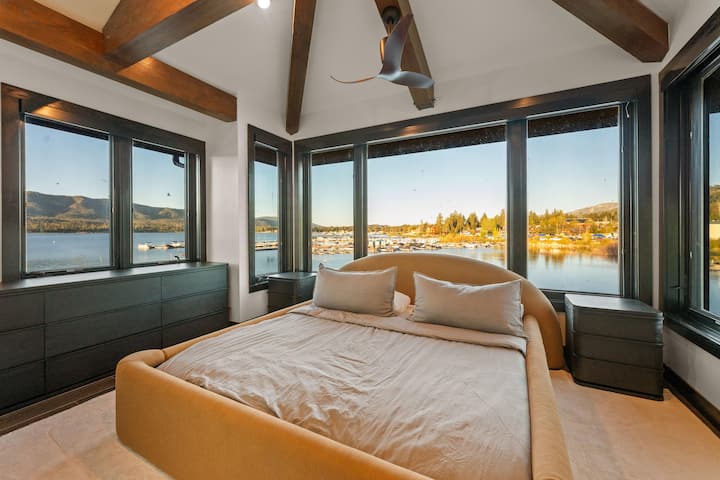 Bedroom 3 Upstairs - King Bed, lakeview, TV, ceiling fan; full bath (2 ppl)