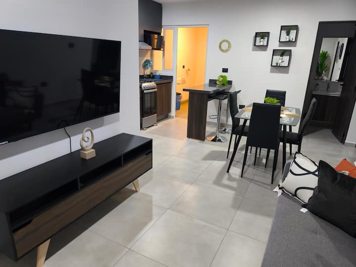Suite De Nuit
Depa Completo Céntrico Wifi - Santiago de Querétaro
