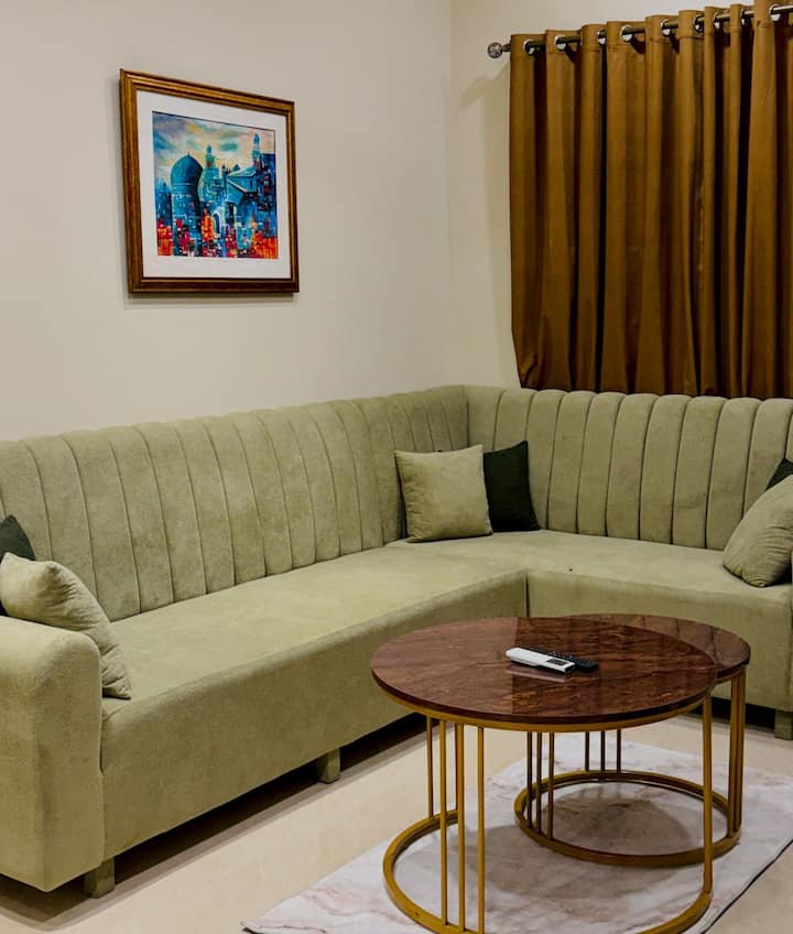 Stylish Zeta Mall 1-bhk | Pool & Giga Mall Nearby - Islamabad