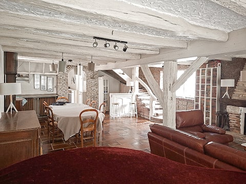 Top Airbnb: Versailles House, 130 m² - RER C - Garden - Parking in Versailles