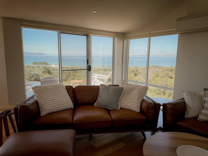 Surfside House | Dodges Ferry Coastal Retreat - Primrose Sands