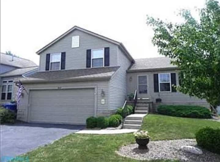 Welcome To Your Home-away-from-home. - Columbus, OH