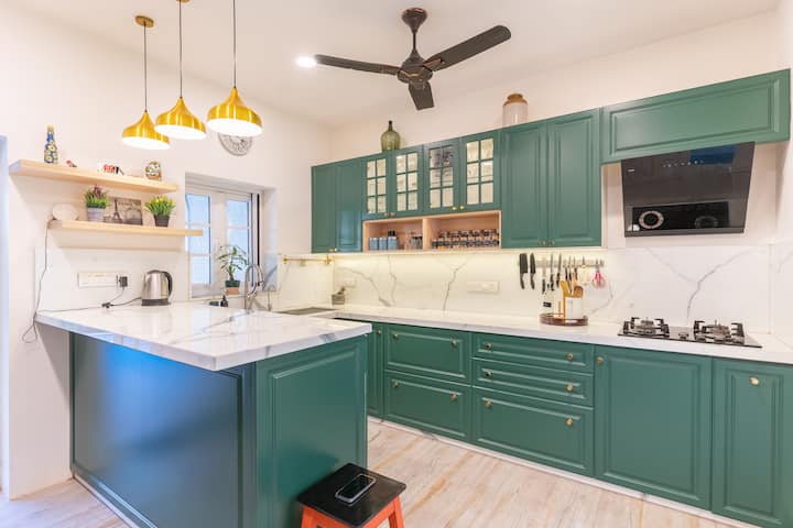 Full kitchen image 3