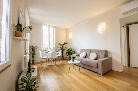 Proprietà Airbnb di successo: [PrimeLoft Cathedral] Panoramic Suite - 1/4 Guests a Ferrara