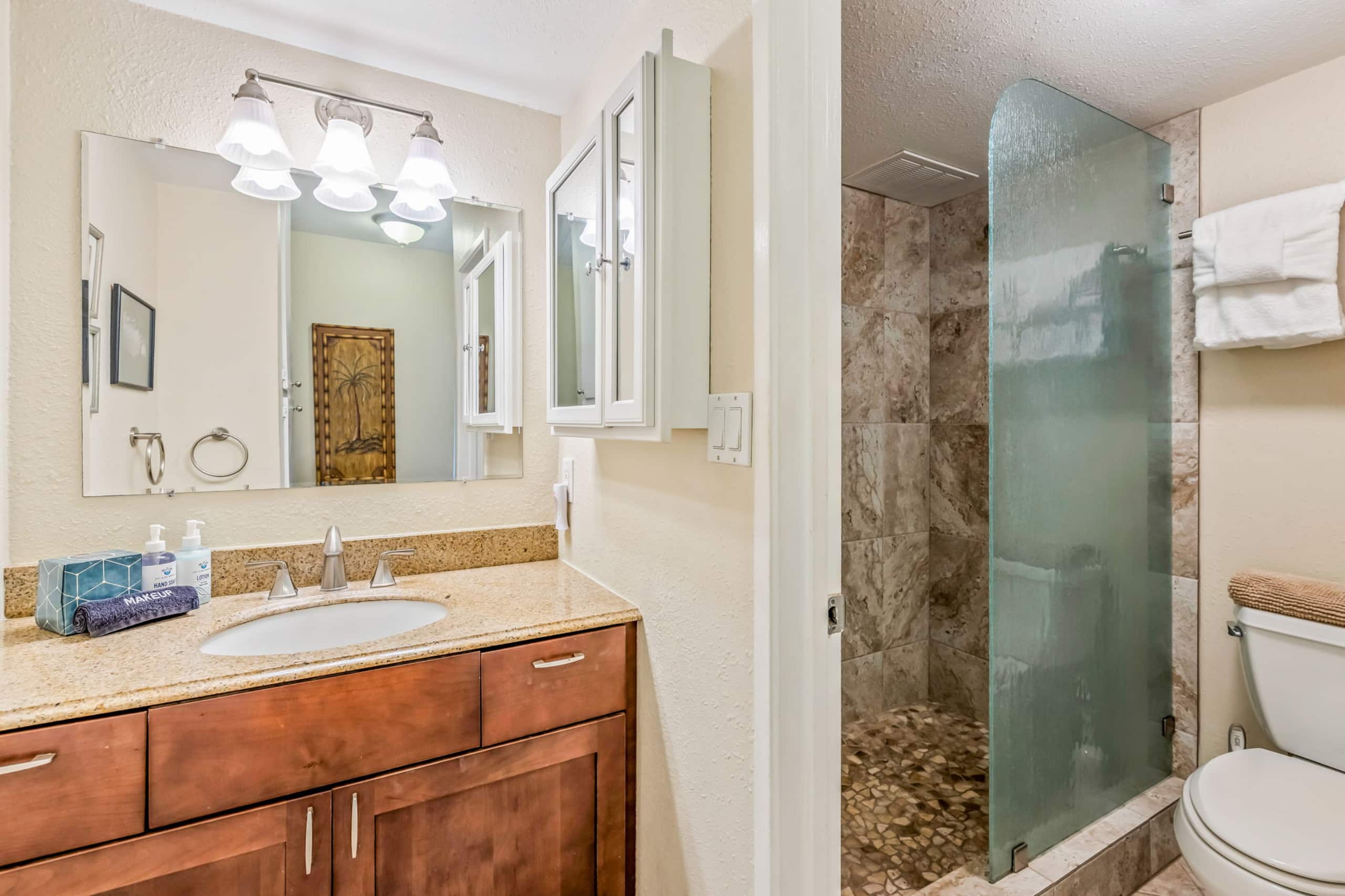 Condo in Kihei · ★4.6 · 1 bedroom · 2 beds · 1 private bath - Image 18