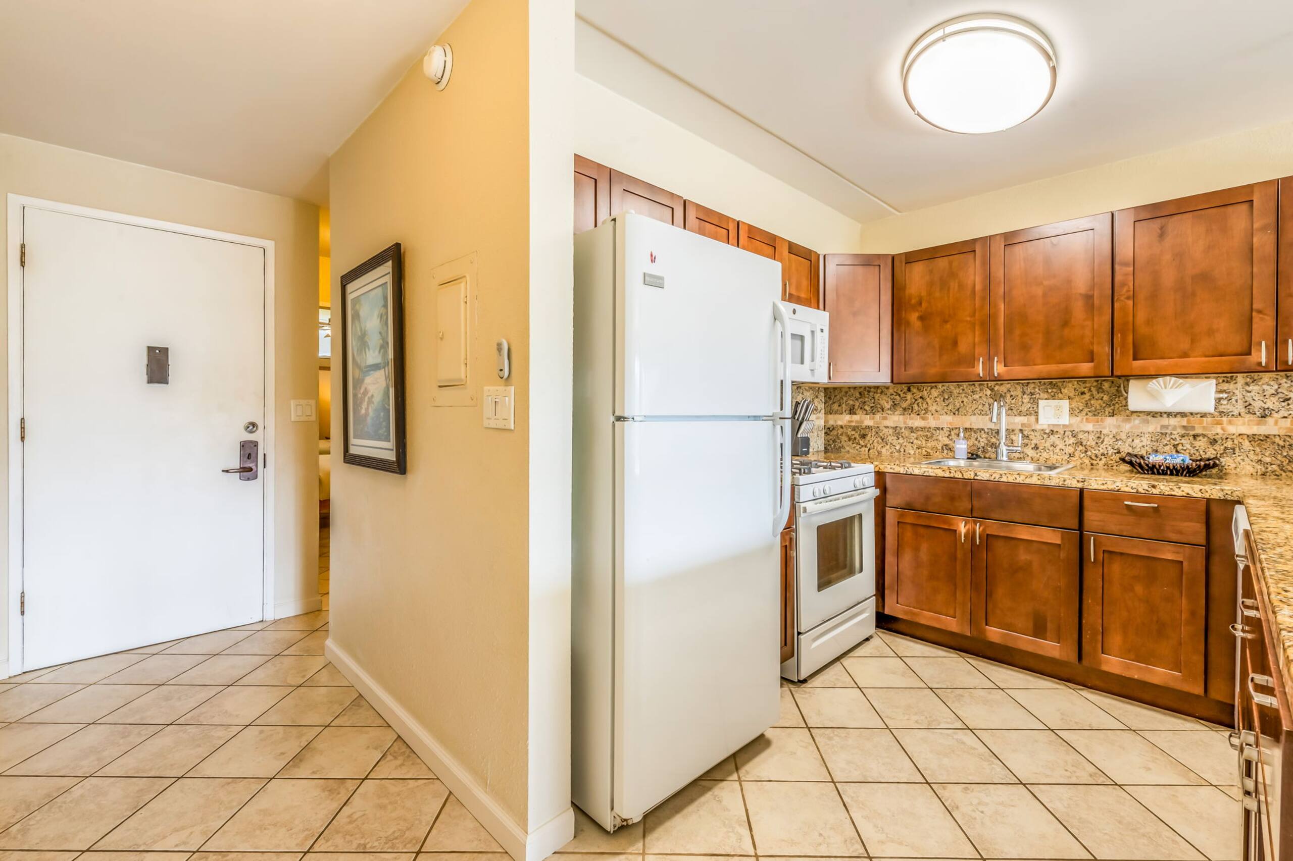 Condo in Kihei · ★4.6 · 1 bedroom · 2 beds · 1 private bath - Image 10
