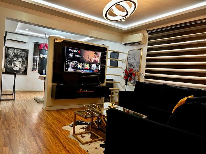 Budget Entire Apt 6 Mins To Airport Ajao Estate - Lagos, Nigeria