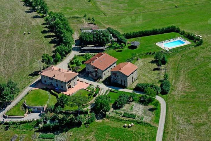 Farmhouse With Exclusive Pool Vacavilla Exclusive - Poppi