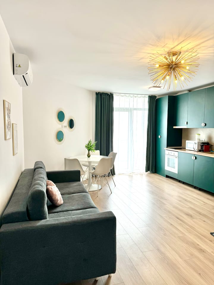 Emerald Apartment-hospitals & Continental Factory - Temesvár