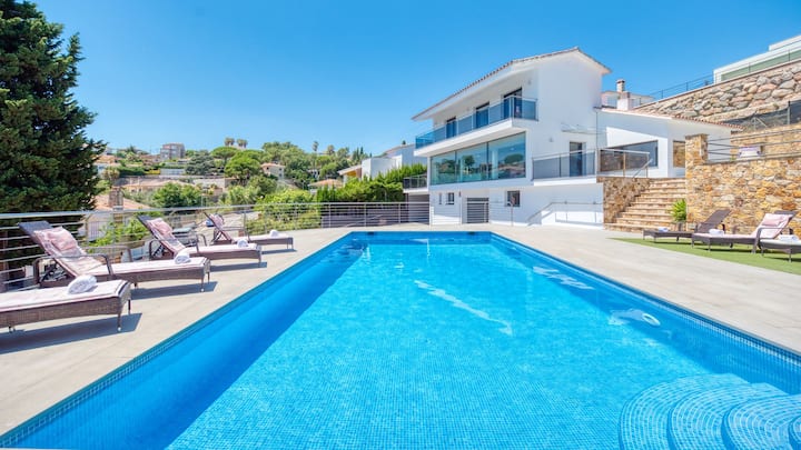 * Costacabana - Villa Summerdream * Moderne Villa! - Lloret de Mar