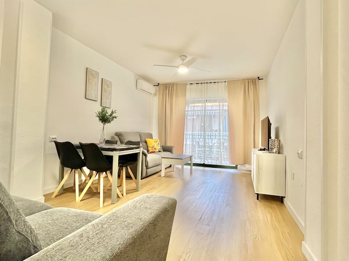 Tranquil Apartment Next To Palm Avenue, 400m Beach - Torrevieja