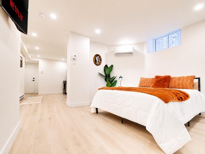 Bright Montréal Retreat |Near Concordia University - Lasalle