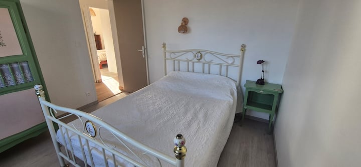 საძინებელი 2