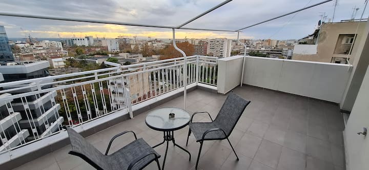 No 3 Penthouse Studio