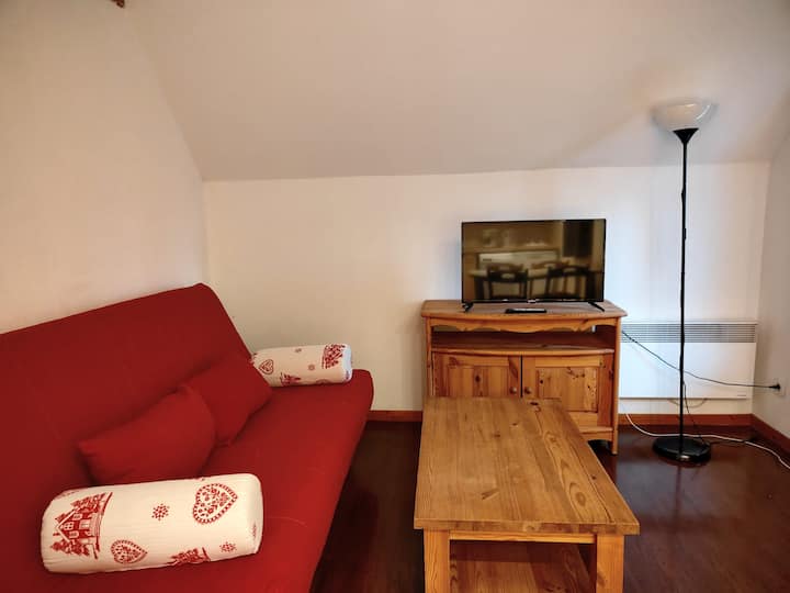 Appartement Avec Vue Imprenable Et Piscine - Besse-et-Saint-Anastaise
