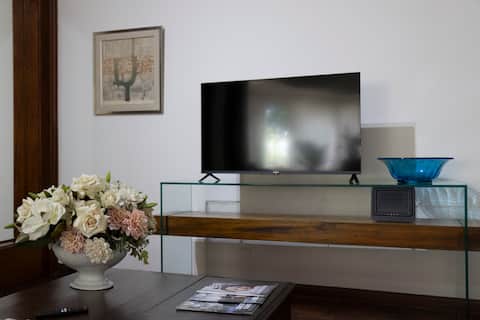 Top performing Airbnb: Charming house in front of the International Park in Sant'ana Do Livramento