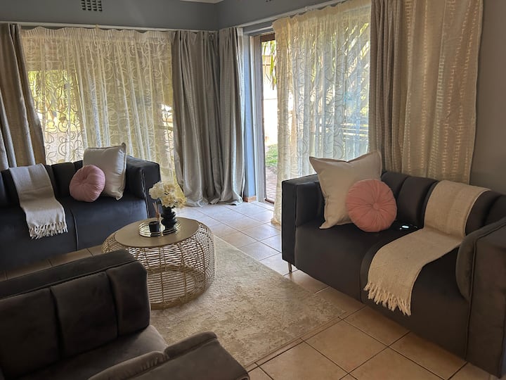 Gbs - La Casa Mia (Home Away From Home) - Klerksdorp