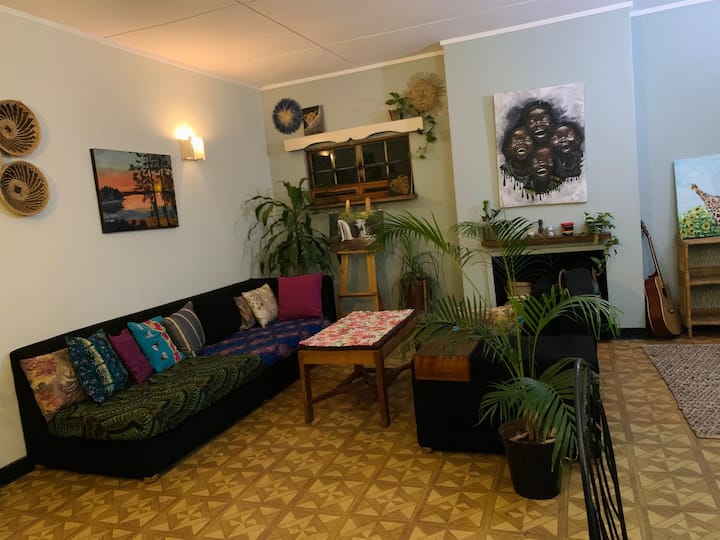 Family Friendly Home Away From Home - リロングウェ