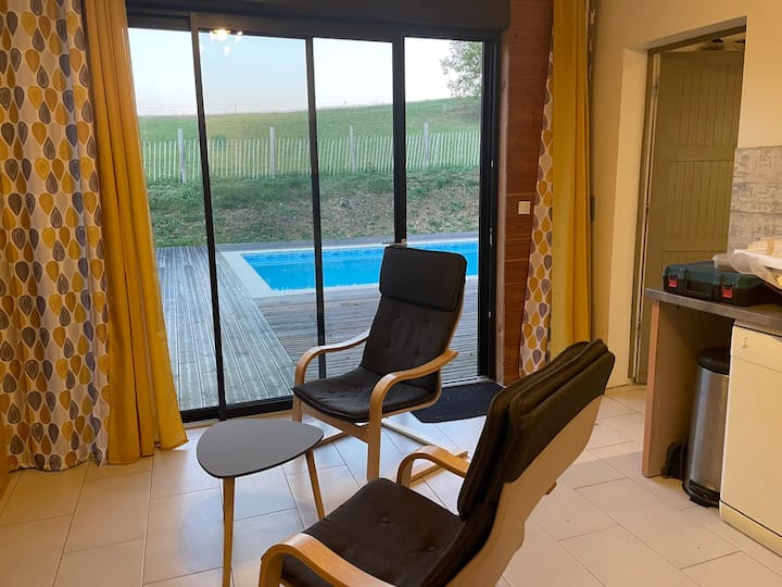 Gemütliches Ferienhaus auf dem Land mit Blick auf den Pool - Häuser zur ...