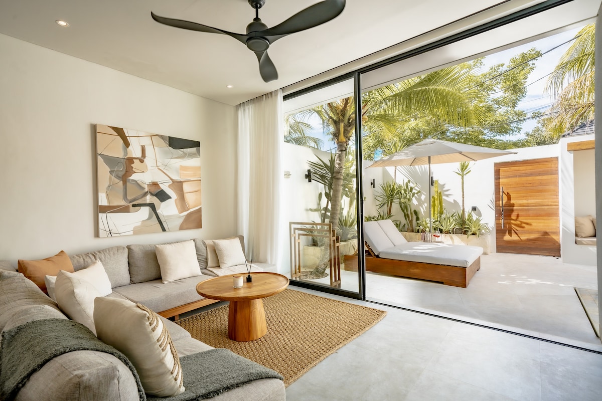 Villa in Bingin Beach · ★4.81 · 1 bedroom · 1 bed · 1.5 private baths, συγκρίσιμο Airbnb