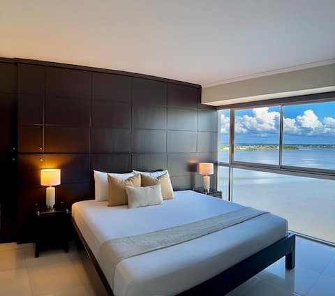 Charming suite overlooking the Guayas River