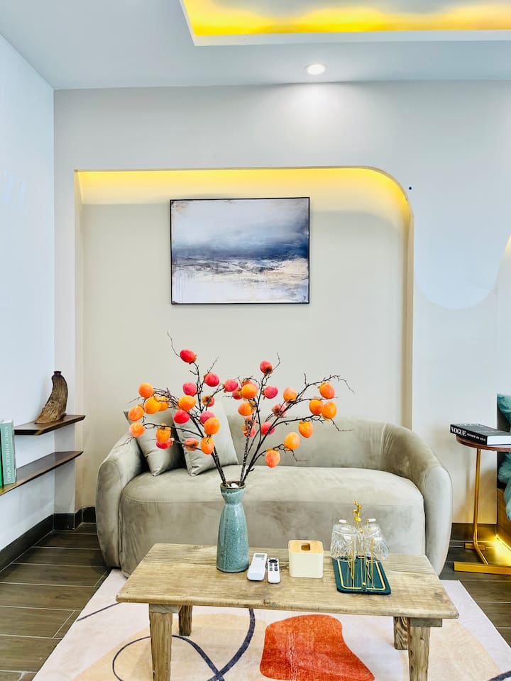 West Lake At Your Doorstep  Cozy Apt + Laundry - Hanoi