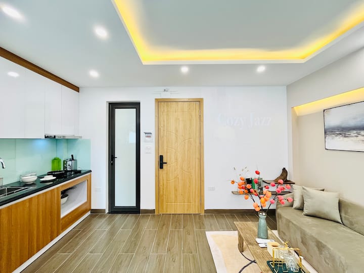 West Lake At Your Doorstep – Cozy Apt + Laundry - Hanoi