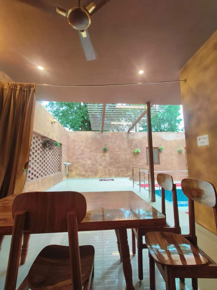 Sp Queens Garden Private Pool & Play Turf - Madurai