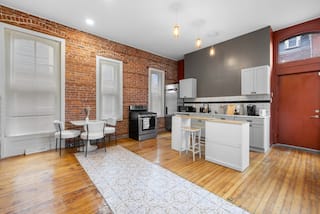 Allentown Walk | WFH Setup | Free Parking | Patio, photo 5 of 53