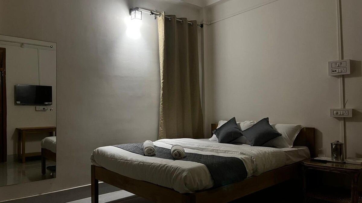 غرفة النوم 2