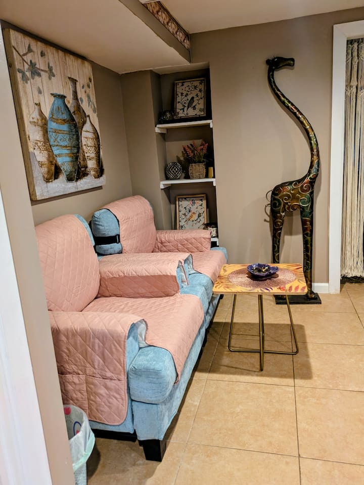 Private Retreat
With Self Check In - Yonkers