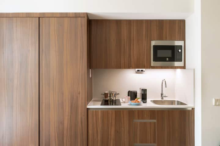 Numa | Xl Studio With Kitchenette And Sofa Bed - Madrid