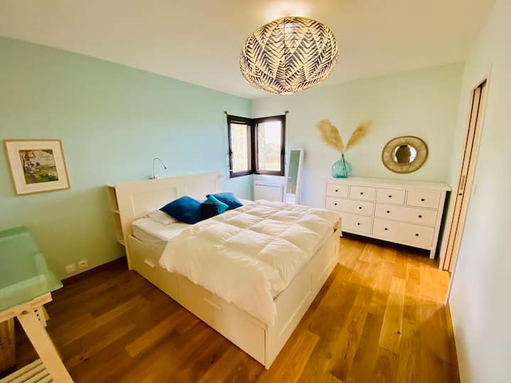 საძინებელი 1