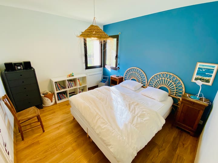 საძინებელი 2