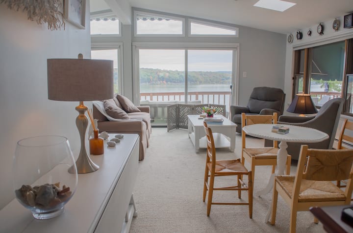 Hudson Riverfront Home With Scenic Views - Rhinebeck, NY