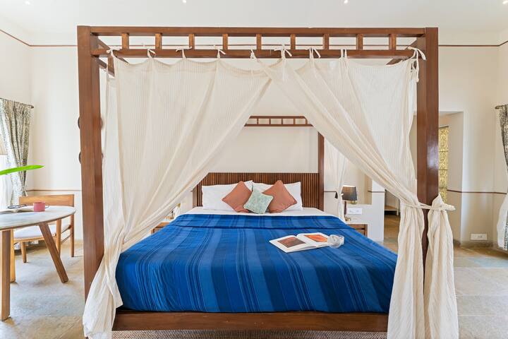 Bedroom 1 image 2
