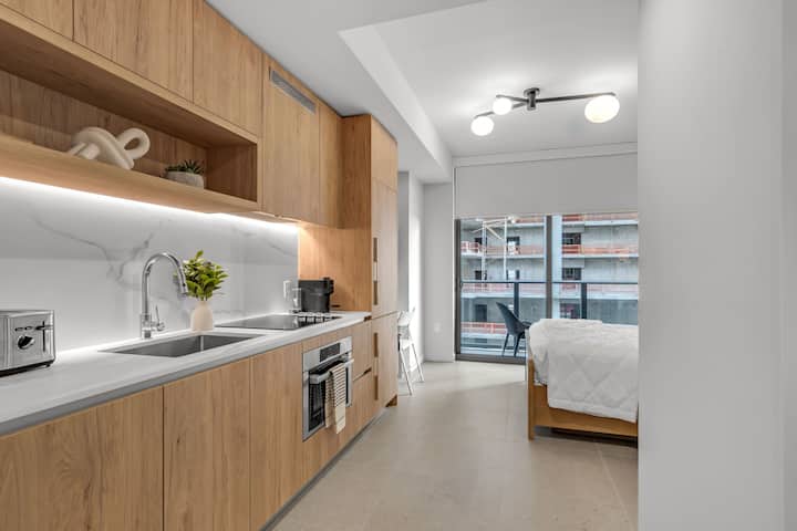 Xo Miami: Worldcenter 32nd Studio W Rooftop Pool - Miami