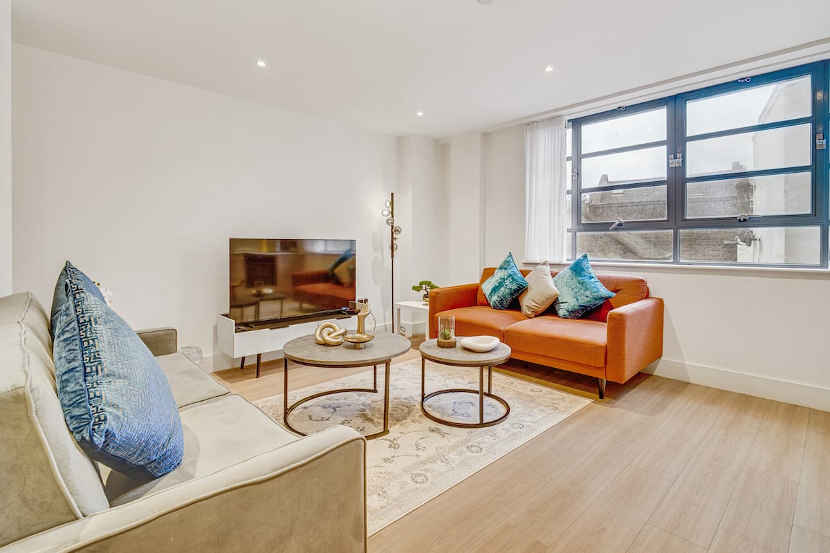 Spacious 2-Bed for 6 Guests · Edgware Road - 3