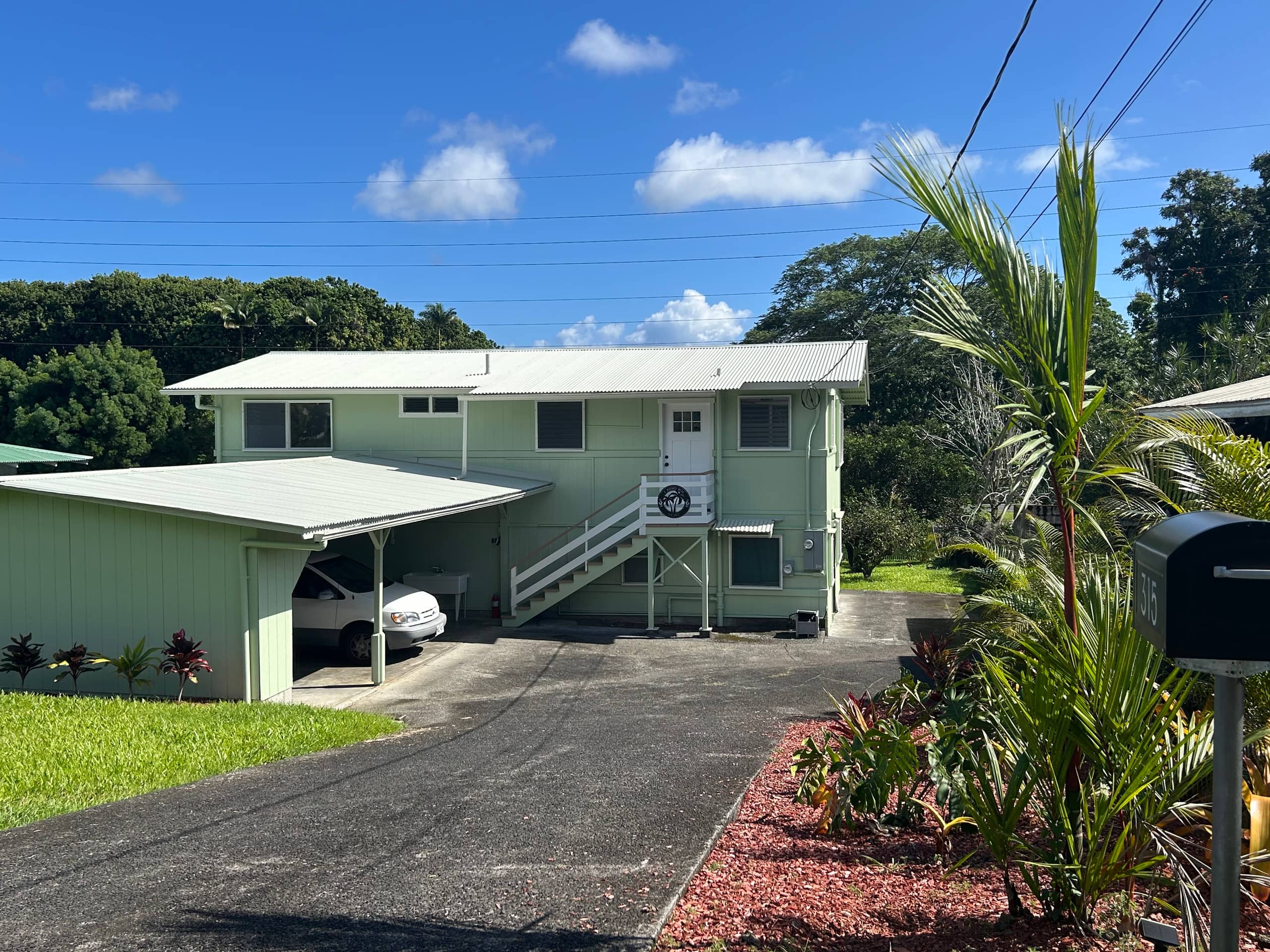 Home in Hilo · ★5.0 · 3 bedrooms · 3 beds · 1 private bath - Image 7
