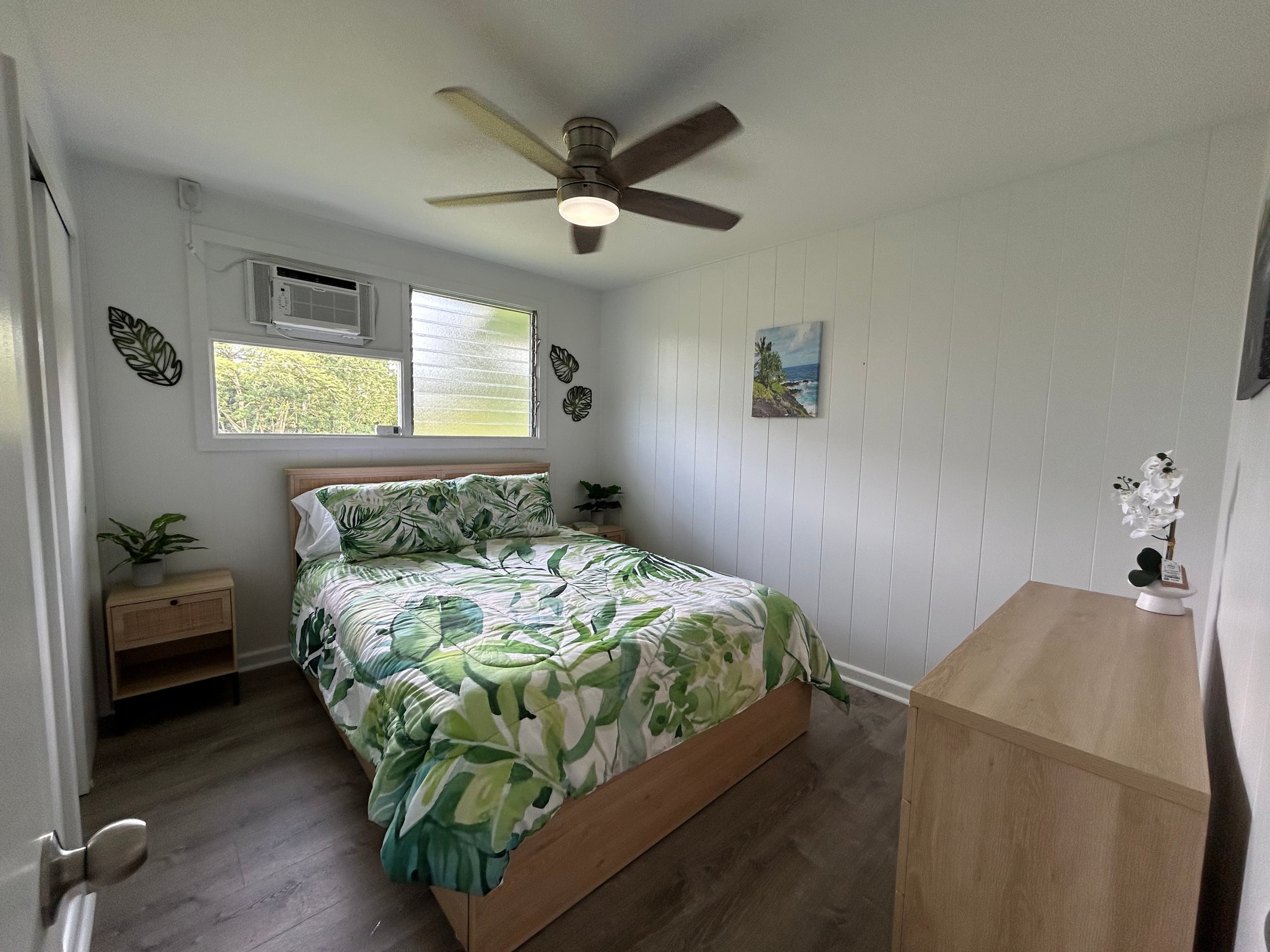 Home in Hilo · ★5.0 · 3 bedrooms · 3 beds · 1 private bath - Image 5