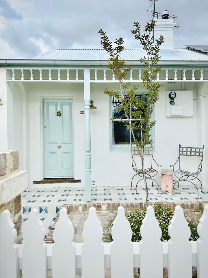 The Row House - Goulburn