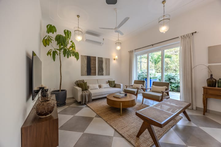 Living room image 1