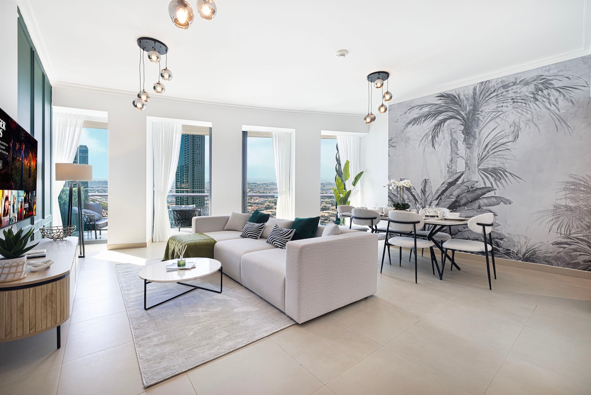 2 Bedroom Furnished Apartment with Sea View | Burj Vista 3