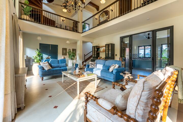 Living room image 2