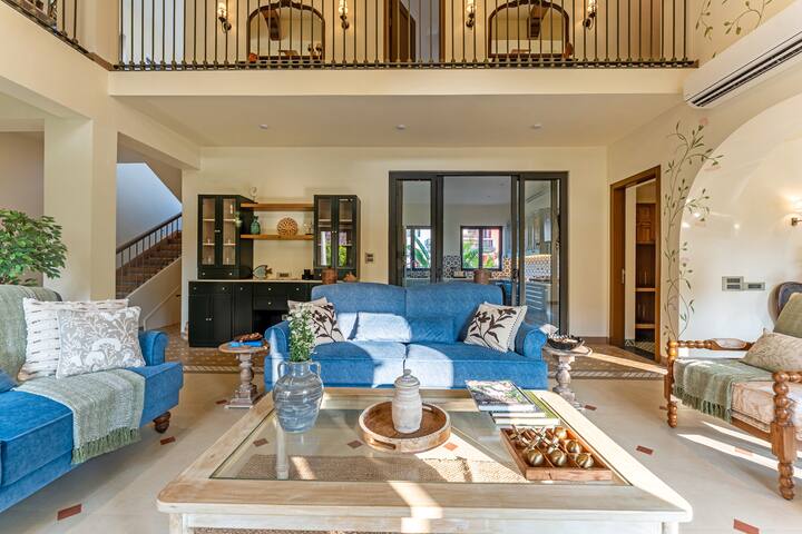 Living room image 4