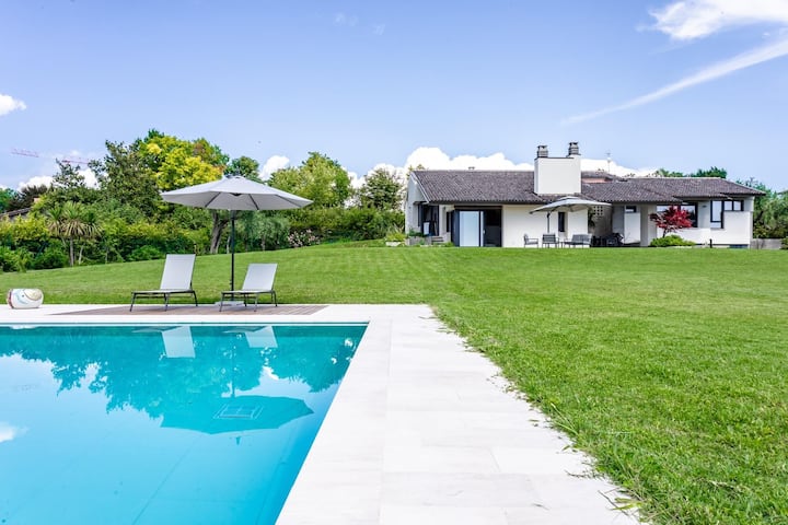 Luxury Villa On Garda Lake - Garda