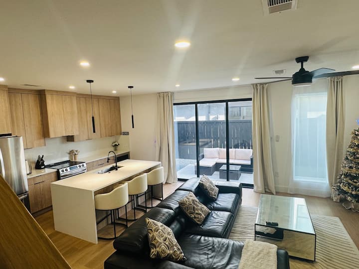 Modern Townhome - 3br - Central Location Dallas - Dallas, TX