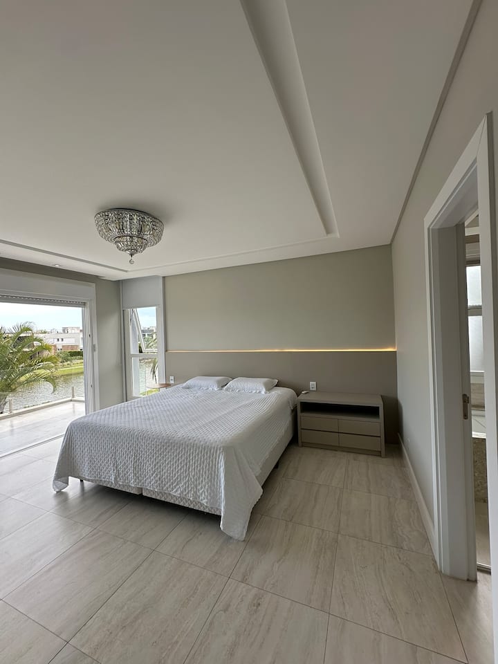 საძინებელი 4