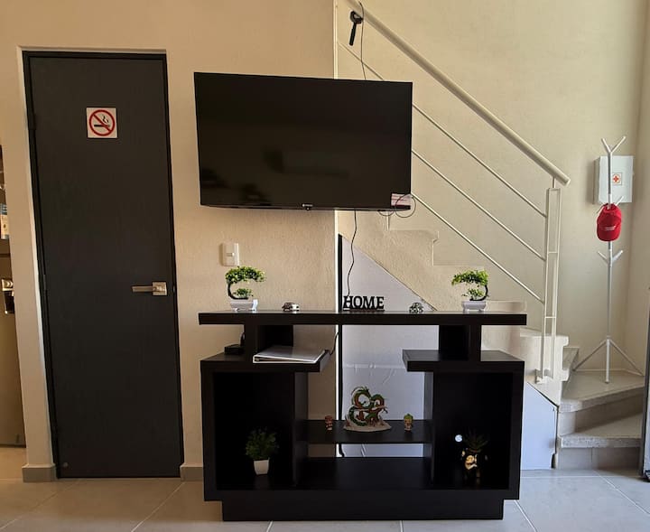 Casa Con Alberca A 5 Min Del Aeropuerto/facturamos - Costa Dorada