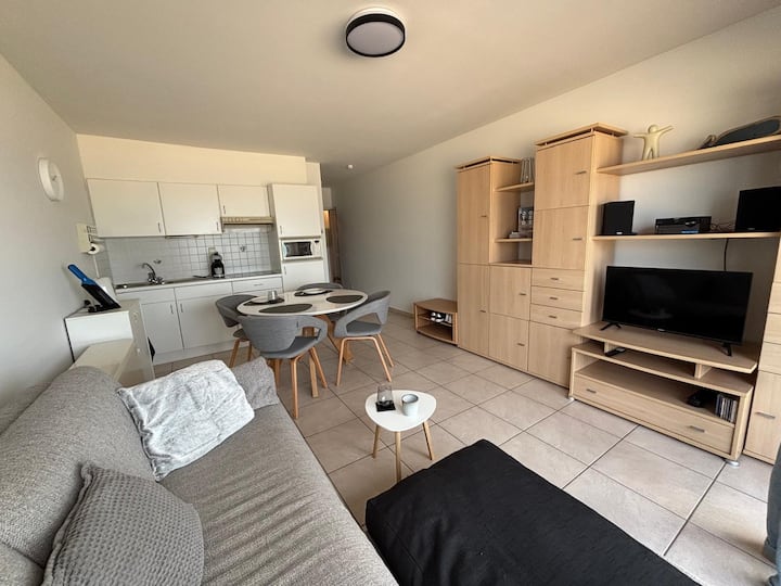 Studio Cosy Avec Vue Sur La Mer Et Piscine - 오스텐트